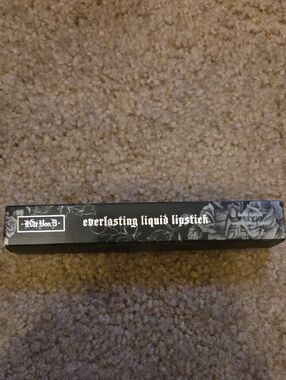 Kat Von D Everlasting Liquid Lipstick - Requiem - rare old formula